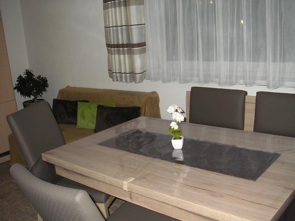 Haus Daniel Apartment Neustift im Stubaital Phòng bức ảnh