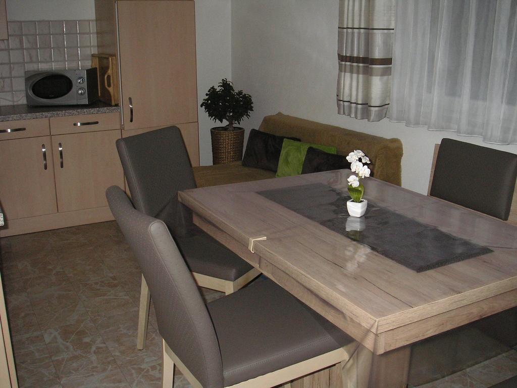 Haus Daniel Apartment Neustift im Stubaital Phòng bức ảnh